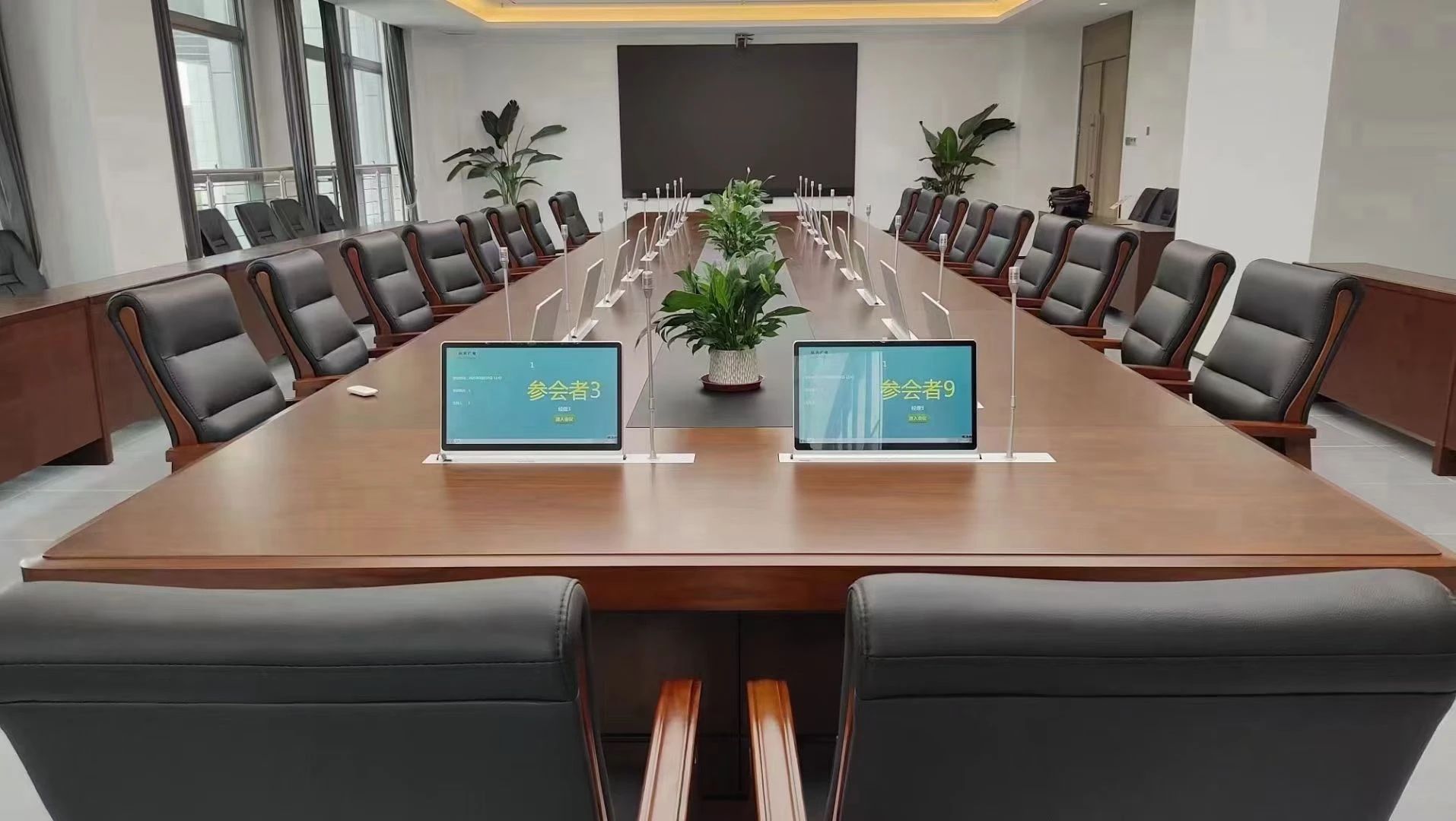 威尼斯87978797无纸化聚会系统工程产品效劳于校园聚会室！